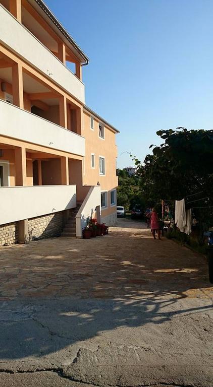 Apartment Gordana Drage Exterior photo