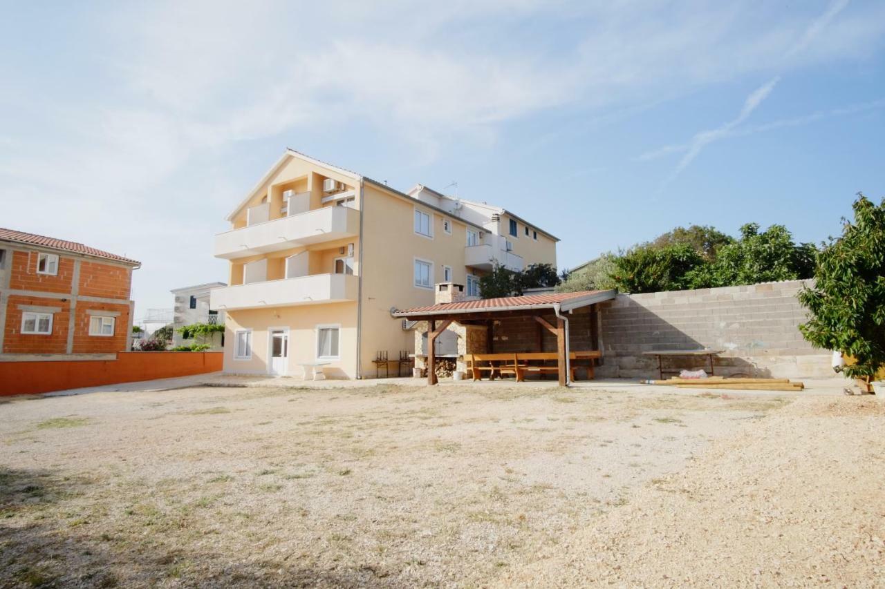 Apartment Gordana Drage Exterior photo