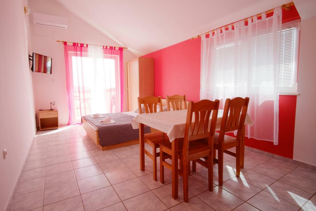 Apartment Gordana Drage Exterior photo