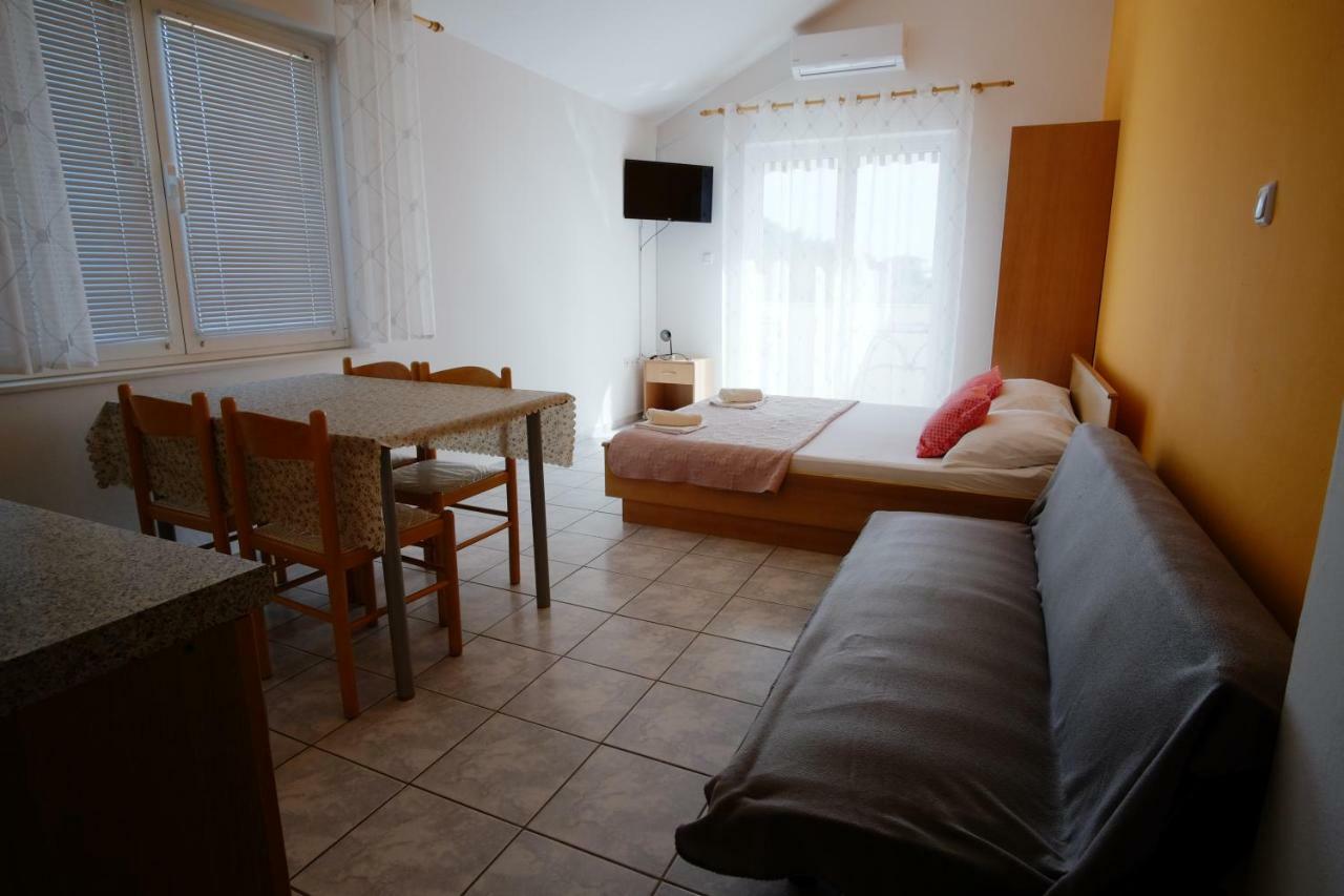 Apartment Gordana Drage Exterior photo